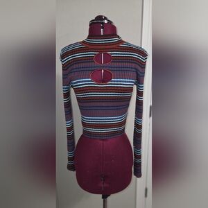 Red and Blue Fitted Long Sleeve Cutout